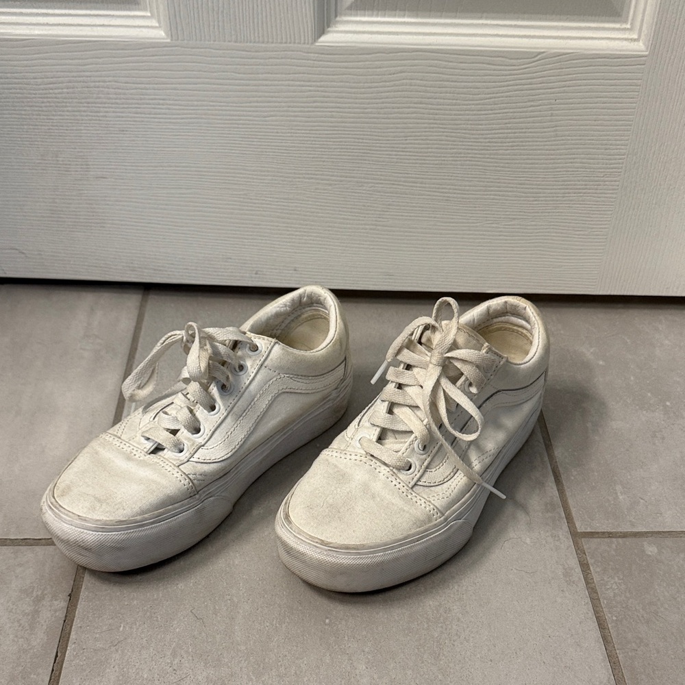 White Casual Sneakers